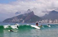 BR09BB_ipanema-residence-Surf-point-in-front-of-the-building.jpg