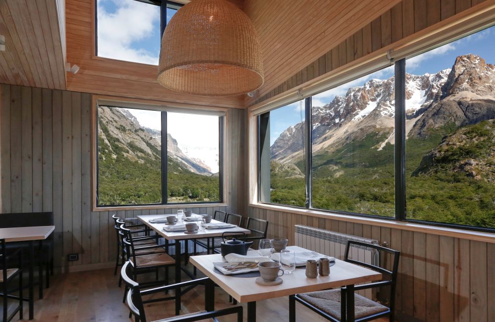 010AR2112LB_explora-chalten-dining-room.jpg [© Last Frontiers Ltd]