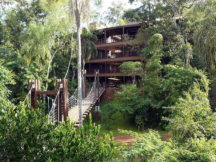 AR0410TM156_iguazu-loi-suites.jpg [© Last Frontiers Ltd]