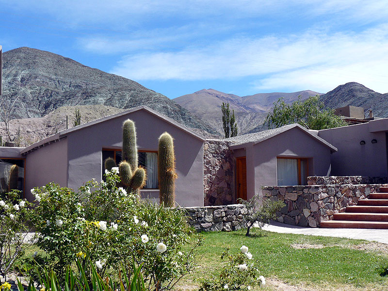 AR0914SM1093_la-comarca-purmamarca.jpg [© Last Frontiers Ltd]