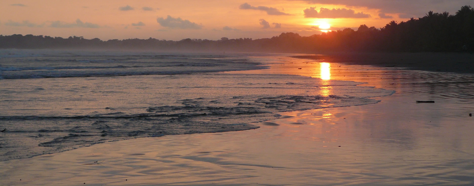 esterillos beach