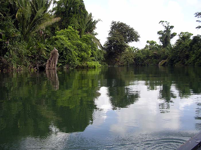 BZ0304AB011_kayak_rio_grande.jpg [© Last Frontiers Ltd]