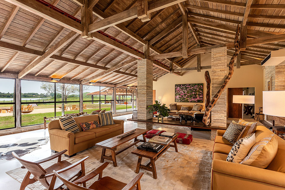 002BR2108CA_casa-caiman-communal-lounge.jpg [© Last Frontiers Ltd]