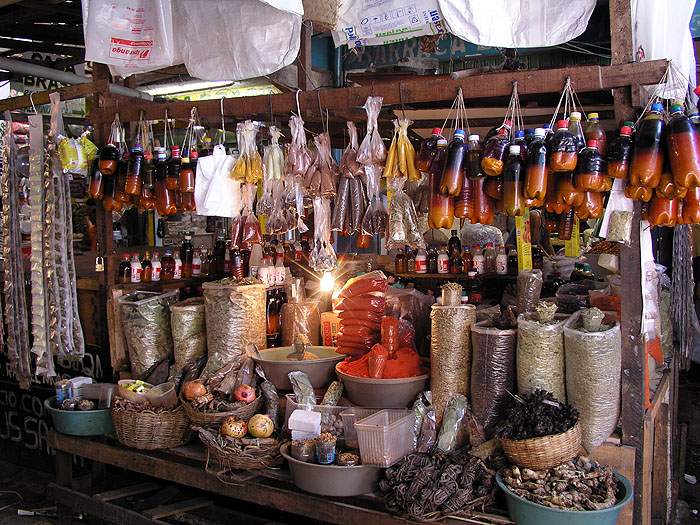 BR0406SM592_salvador_market.jpg [© Last Frontiers Ltd]