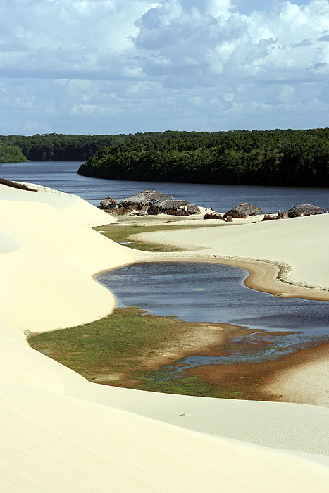 BR0808EP226_rio-preguicas-vassouras.jpg [© Last Frontiers Ltd]