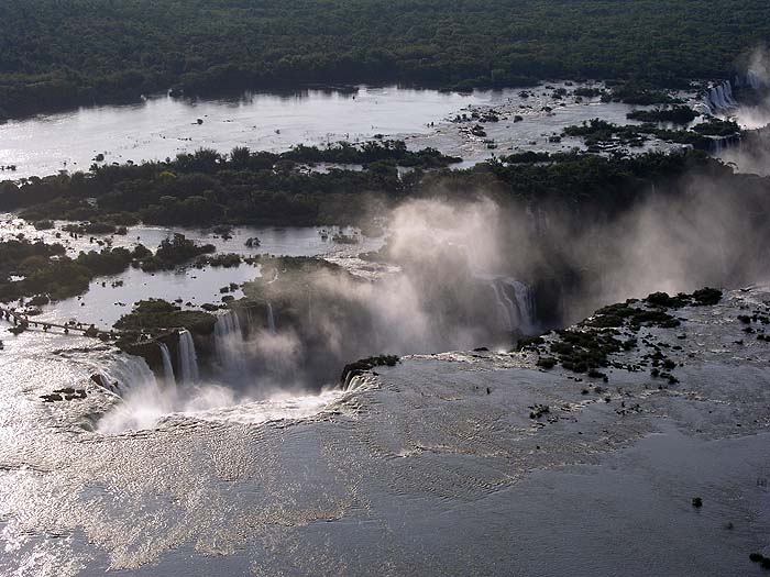 BR0904EP015_iguacu.jpg [© Last Frontiers Ltd]