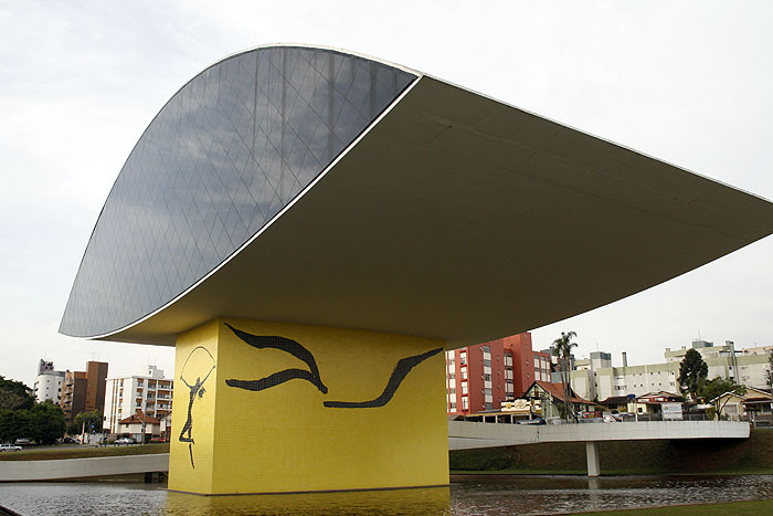 BR0910EM082_curitiba.jpg [© Last Frontiers Ltd]