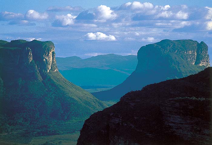 Locations of the Chapada Diamantina National Park and the town of