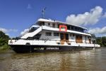 Image: Mutum Expeditions Boat - Pantanal lodges, Brazil