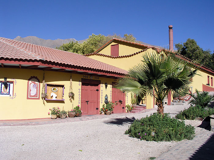 CH0304EP407_hacienda_los_andes.jpg [© Last Frontiers Ltd]