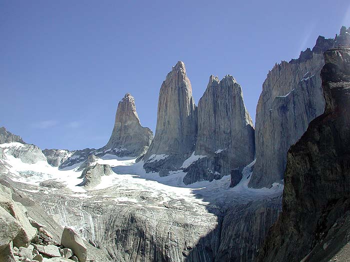 CH1101RH0460_Torres_del_Paine.jpg [© Last Frontiers Ltd]