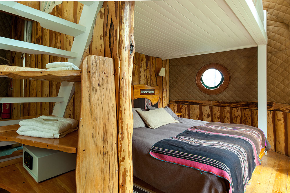 CL0719CA09_ecocamp-loft.jpg [© Last Frontiers Ltd]