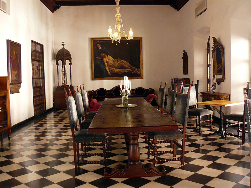 CO0517SM719_cartagena-casa-del-arzobispado.jpg [© Last Frontiers Ltd]