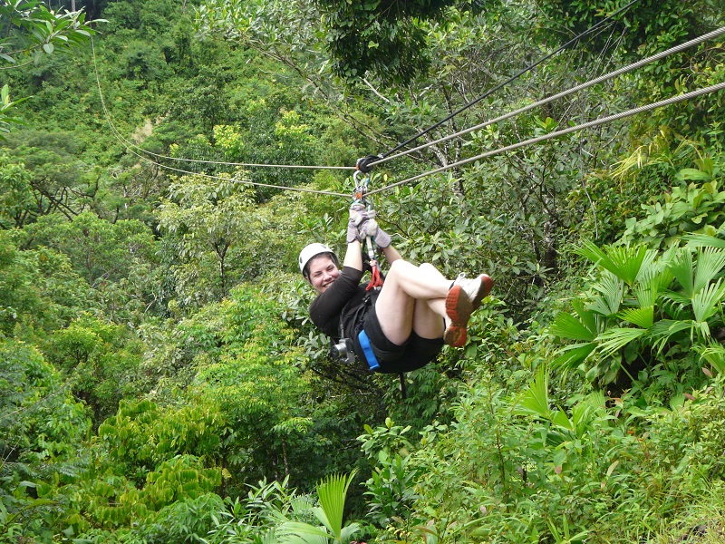 CR1014FD216_Manuel-Antonio-zip-line.jpg [© Last Frontiers Ltd]