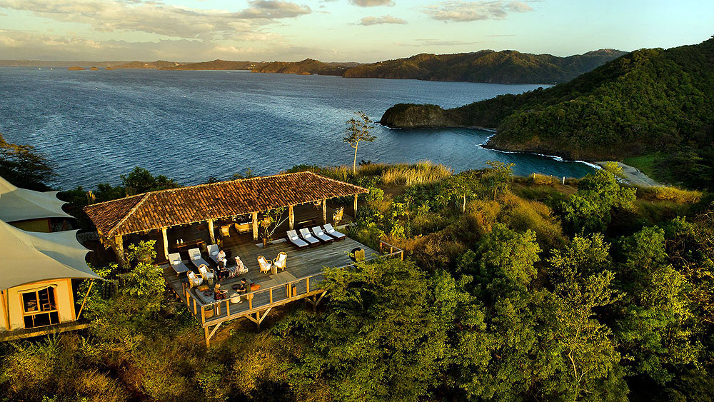 CR1019KP007_kasiiya-papagayo-sunset-lounge.jpg [© Last Frontiers Ltd]