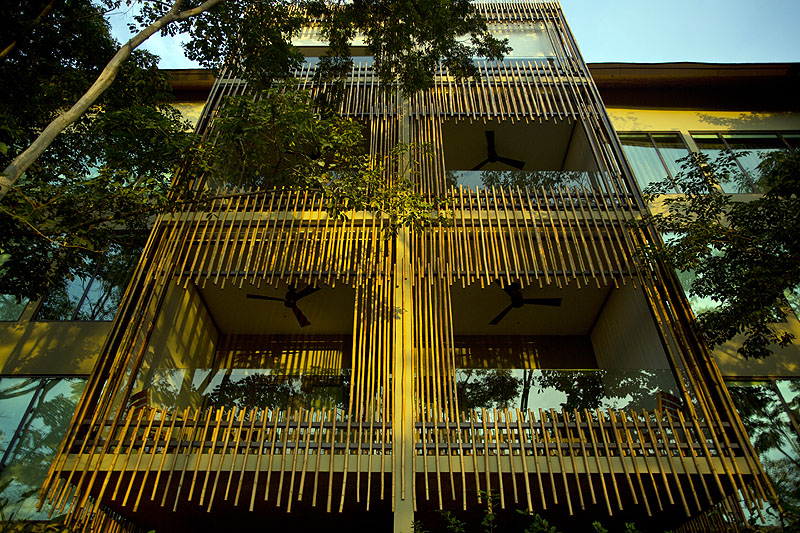 CR1213AN005_andaz-bedroom-building-exterior.jpg [© Last Frontiers Ltd]