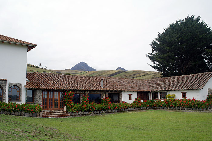 EC1012JL190_cotopaxi-santa-ana-garden.jpg [© Last Frontiers Ltd]