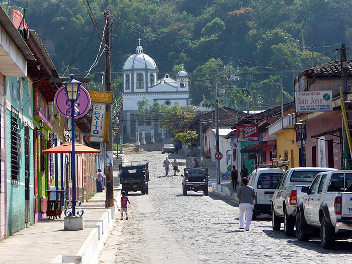 El Salvador itinerary, a close encounter with nature, local communities  and the history of this tiny, less-visited Central American country