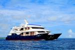 Image: Ocean Spray - Galapagos yachts and cruises