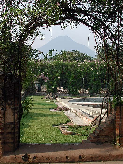 GU0402EP1051_Santo_Domingo.jpg [© Last Frontiers Ltd]