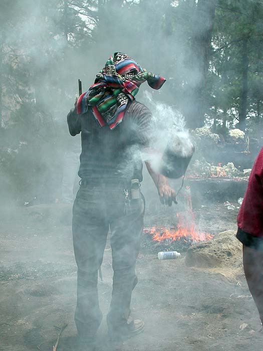 GU0402EP1152_Chichi_ceremony.jpg [© Last Frontiers Ltd]