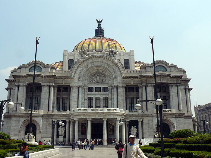 MX0507SM024_palacio_de_las_bellas_artes.jpg [© Last Frontiers Ltd]