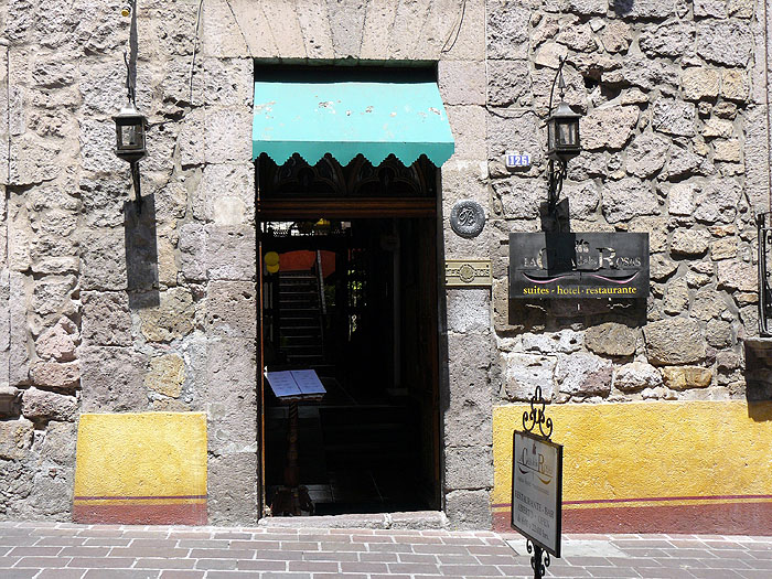 MX0507SM422_hotel_la_casa_de_las_rosas_morelia.jpg [© Last Frontiers Ltd]