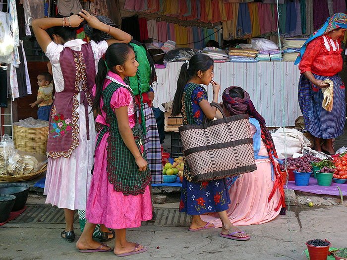 MX0511SM0242_sunday-market-tlacolula-valley.jpg [© Last Frontiers Ltd]