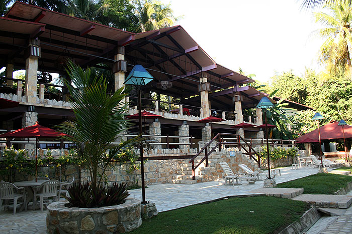 MX0808EM159_chan_kah_resort.jpg [© Last Frontiers Ltd]