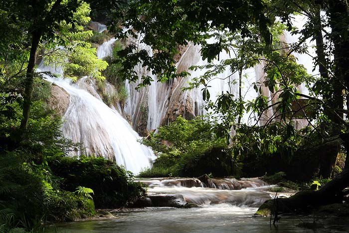 MX0906EP208_agua_azul.jpg [© Last Frontiers Ltd]