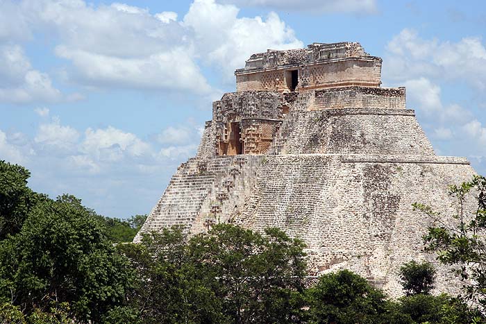 MX0906EP369_uxmal.jpg [© Last Frontiers Ltd]