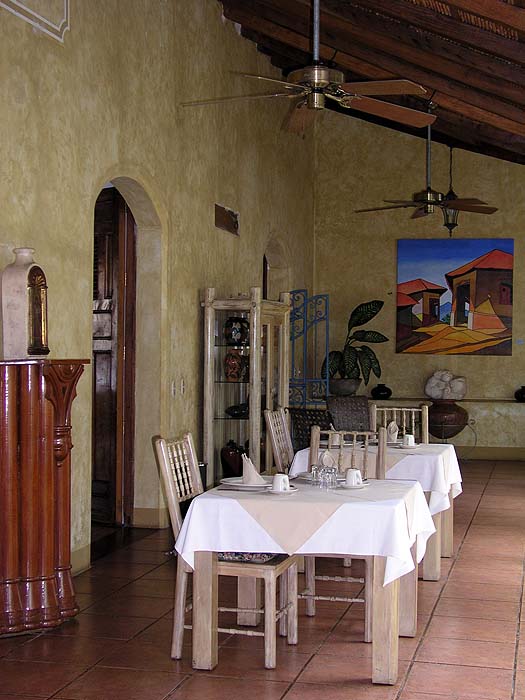 NI0506RB199_la_casona_de_los_estrada.jpg [© Last Frontiers Ltd]