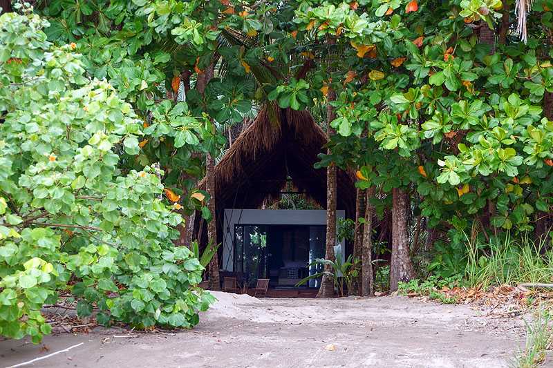 PA0418HG0439_isla-palenque-casita.jpg [© Last Frontiers Ltd]
