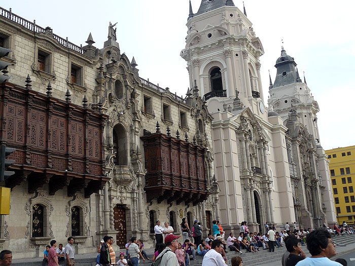 PE0311CB182_lima-city-tour.jpg [© Last Frontiers Ltd]