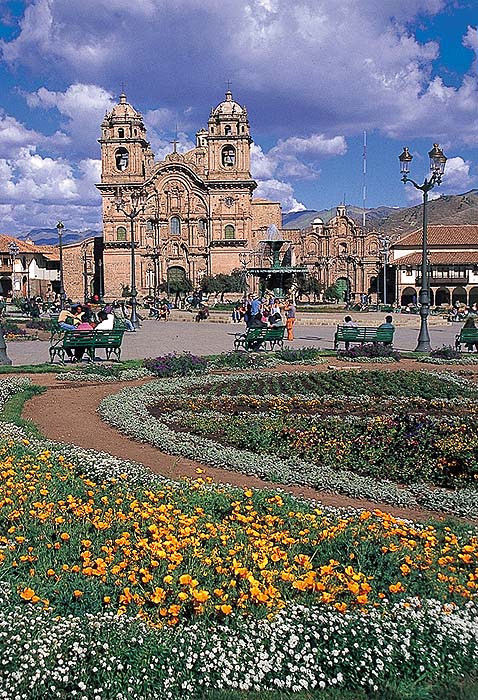 PE0599EPB31_cusco.jpg [&copy; Last Frontiers Ltd]