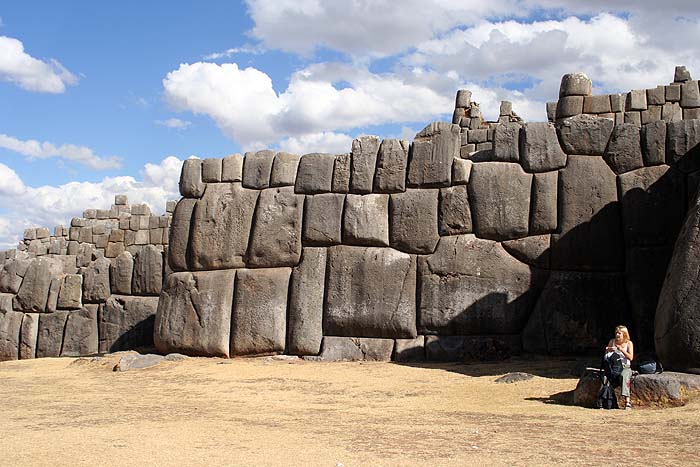 PE0905EP183_saqsaywaman.jpg [© Last Frontiers Ltd]