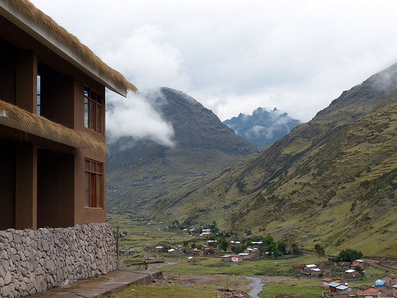 PE1014JL0889_mlp_lares_huacahuasi.jpg [© Last Frontiers Ltd]