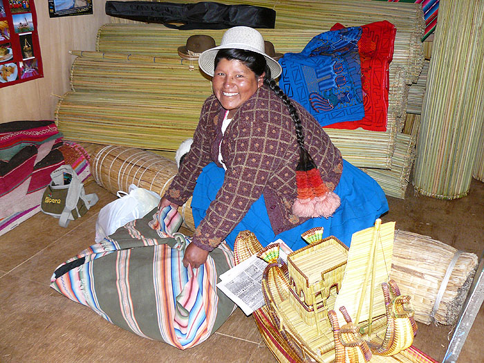 PE1109SM072_cristina-qhantati-island-uros.jpg [© Last Frontiers Ltd]