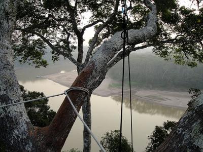 PE0910AB145_refugio-amazonas.jpg