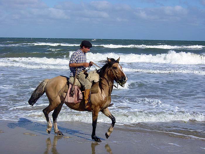 Uruguay_Beach_Ride.jpg [© Last Frontiers Ltd]