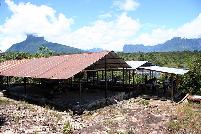 VE0806EP329_arenal.jpg [&copy; Last Frontiers Ltd]