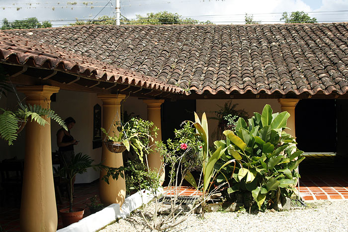 VE0907EM532_casa_vieja.jpg [© Last Frontiers Ltd]